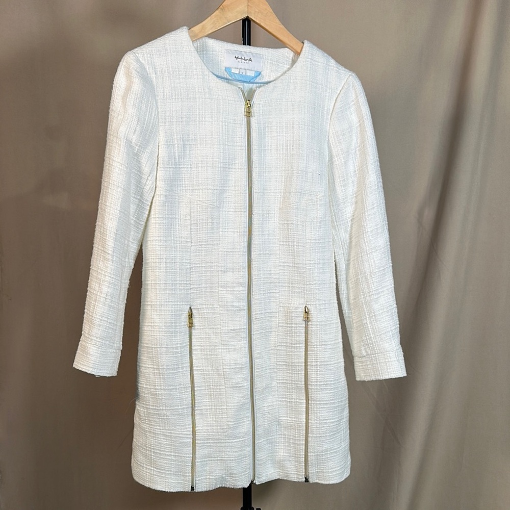 VILA White and Gold Blazer with Elegant Design PTP 18